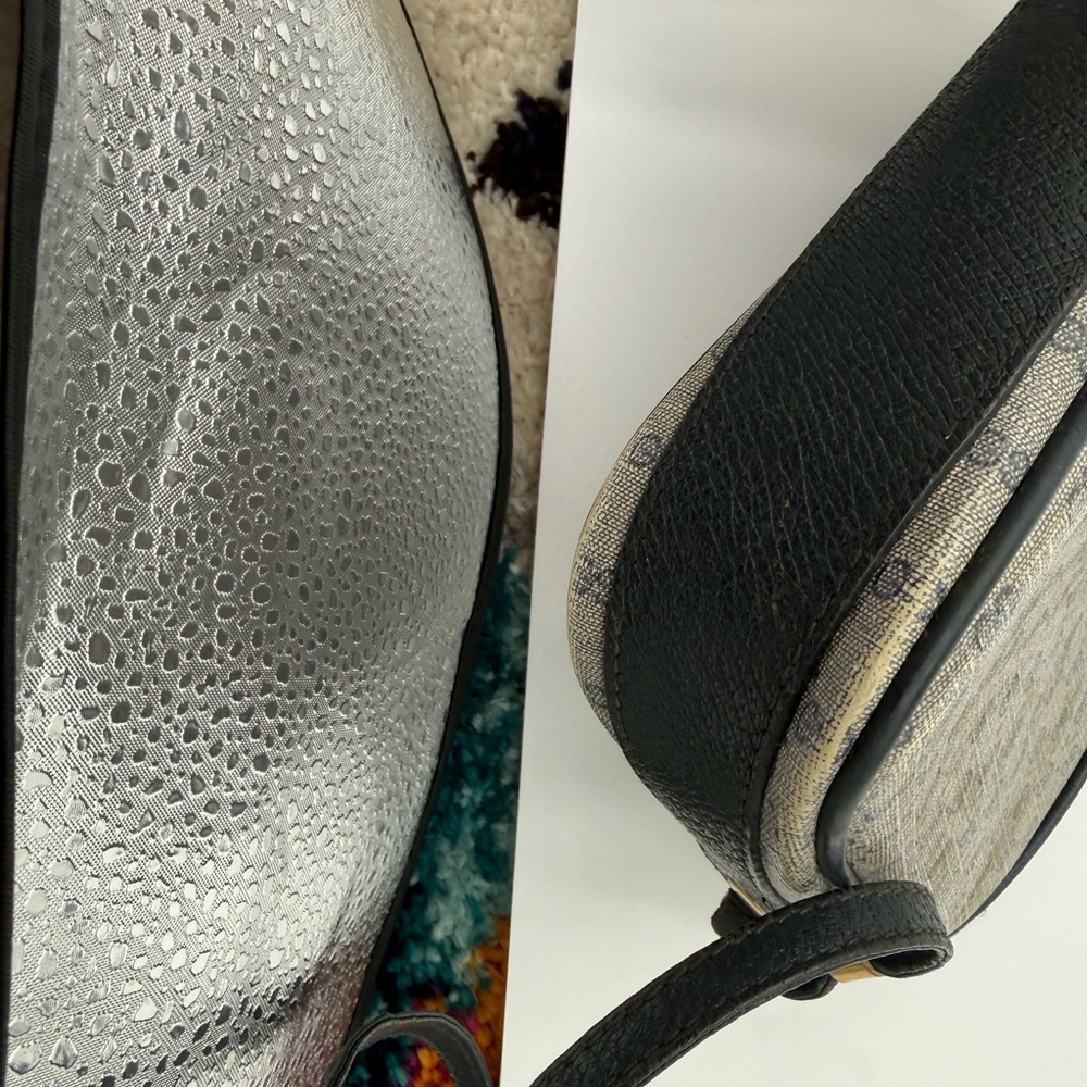 Gucci Gray Monogram Crossbody with Navy Trim - Picture 9 of 13